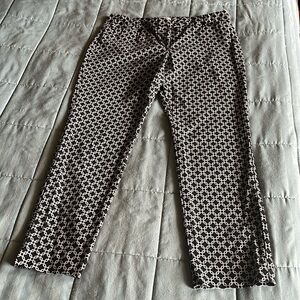 Capri pants